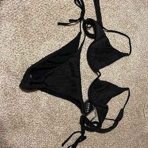 Black bikini